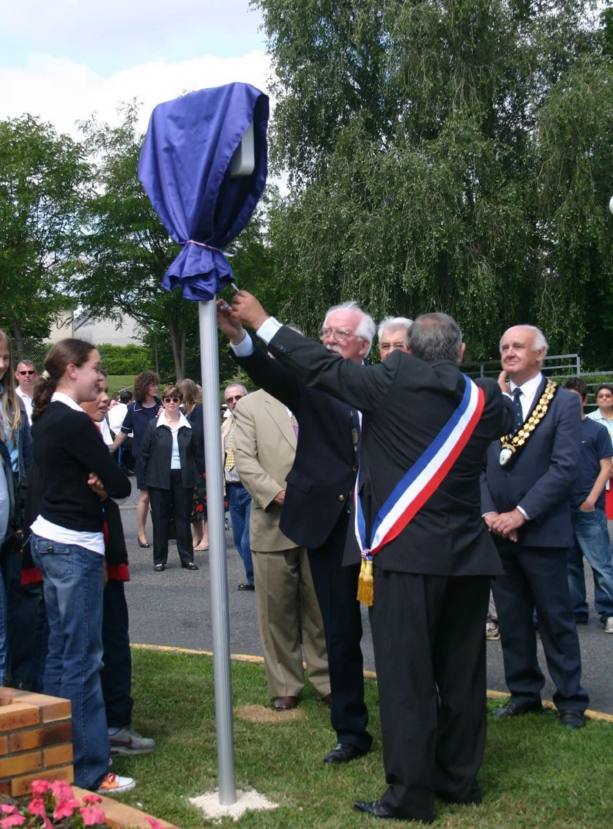 4[1]. The inaugaration of the Europe Square1341Copy.jpg