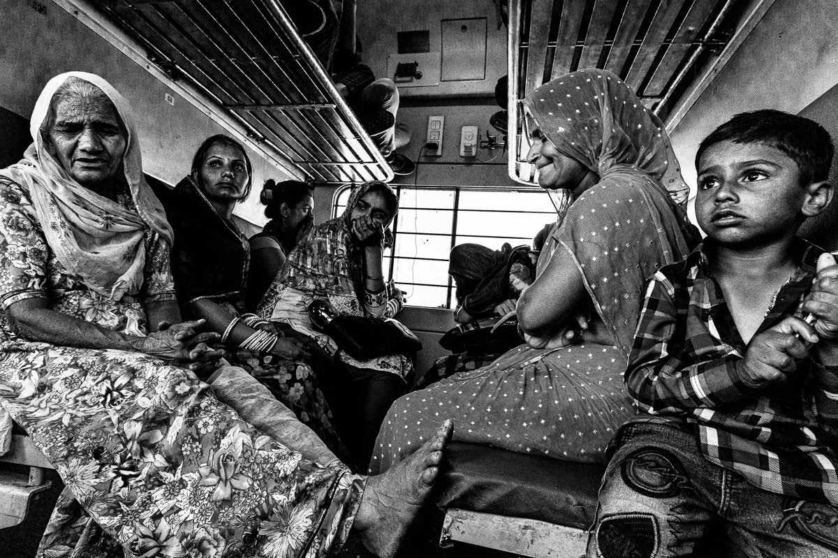 On The Train 01.jpg