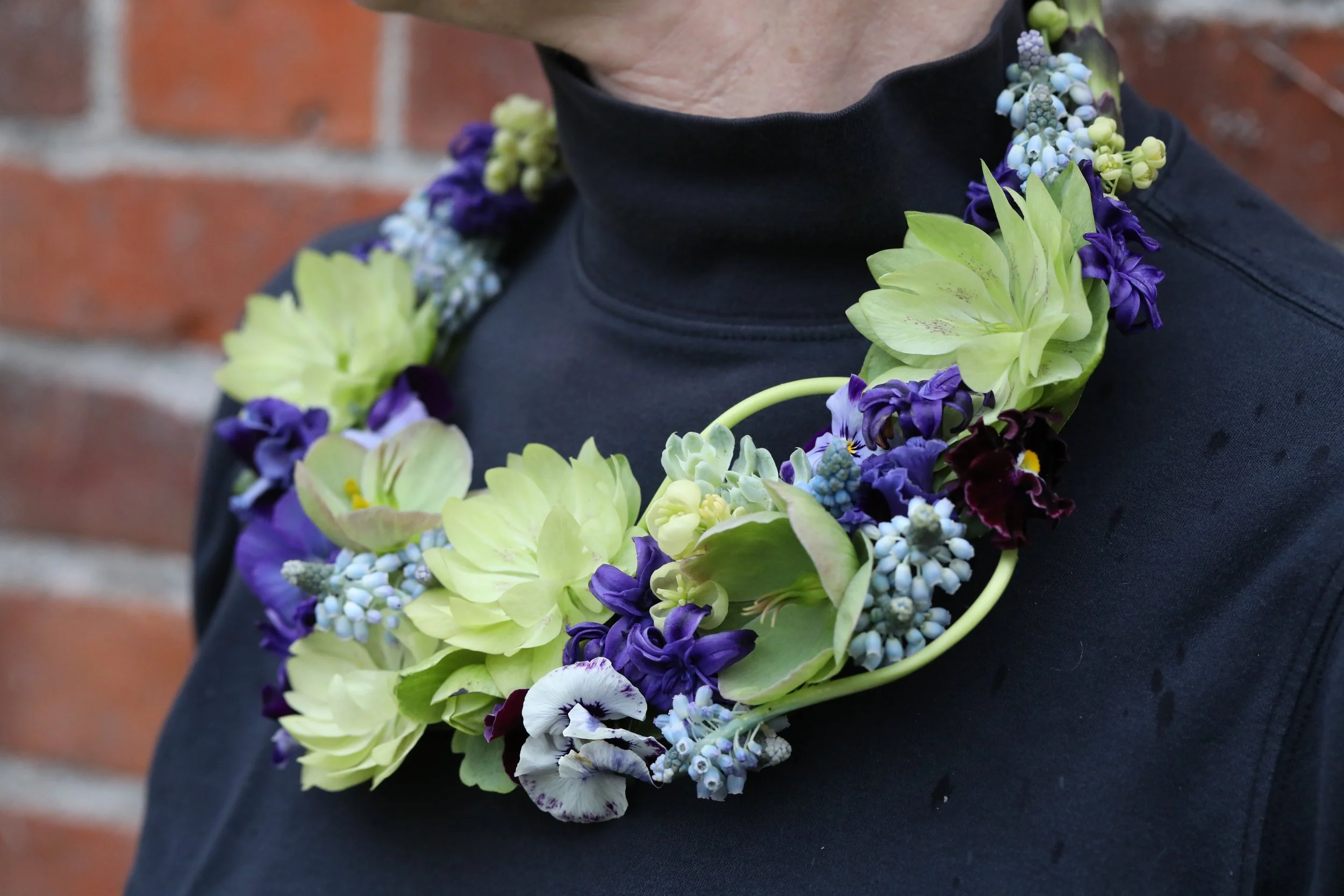 botanical flower necklace
