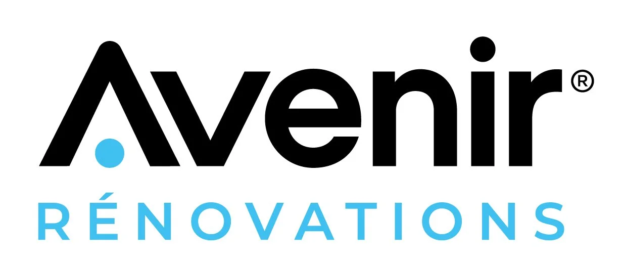 Logo de l'entreprise Avenir Rénovations avec le mot Avenir en noir et Rénovations en bleu