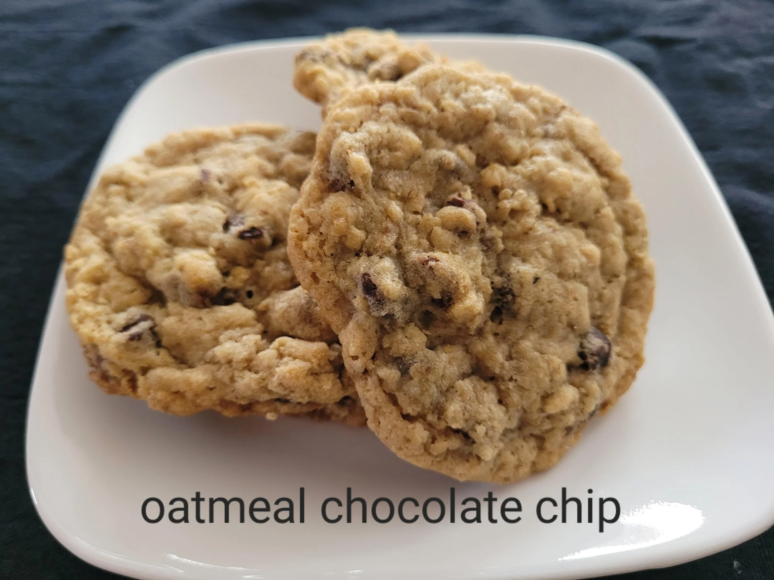 oatmeal chocolate chip cookie.jpg