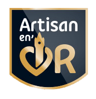 Logo avec le texte 'Artisan en Or' et un symbole or stylisé.