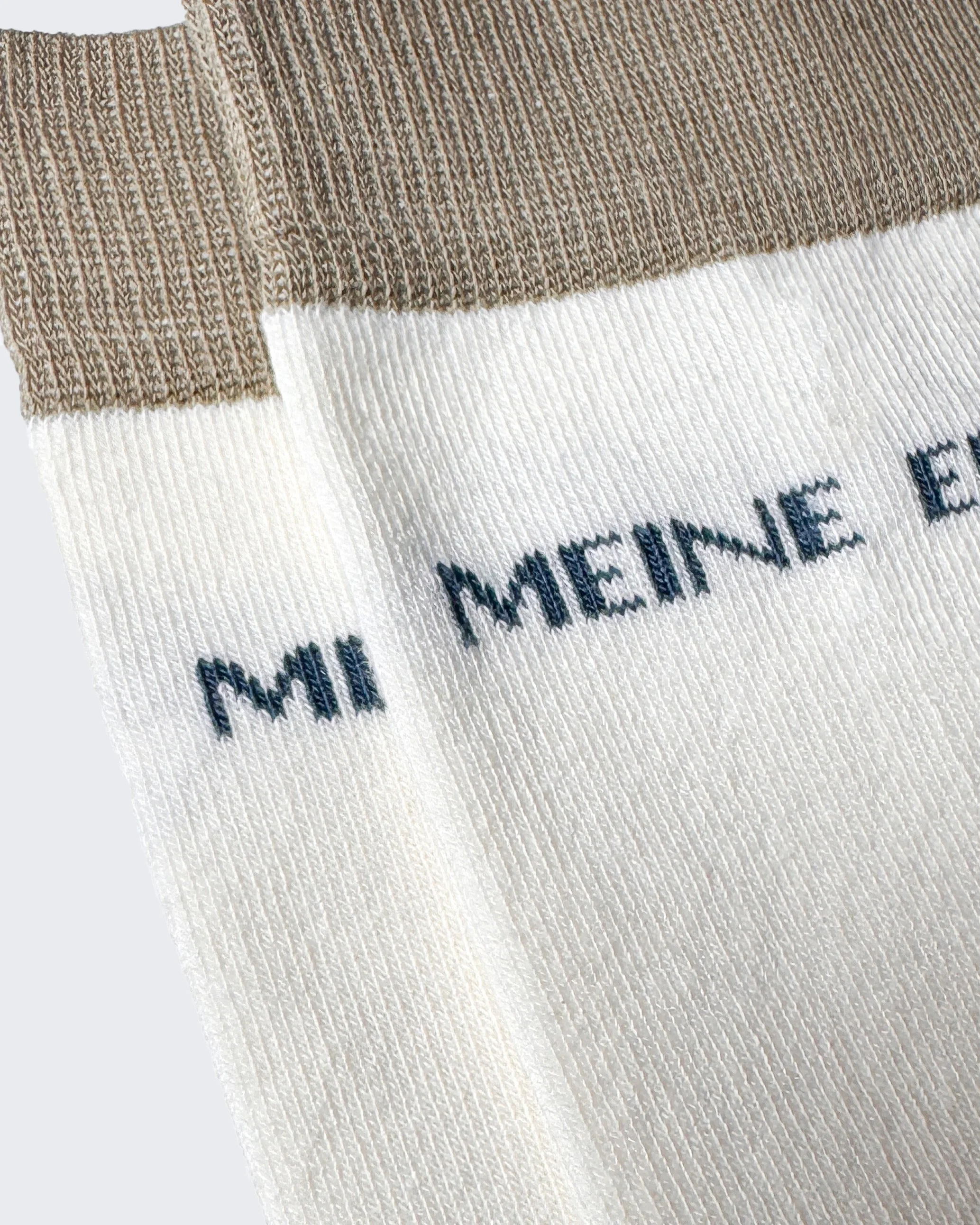 ME_Socks_241210_detail.jpg