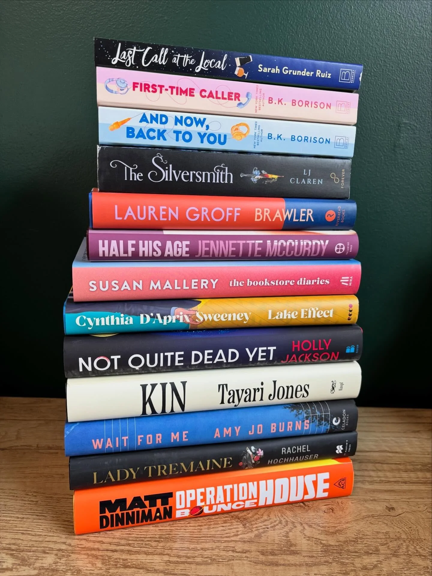 🚨New titles on the truck for the book fair this weekend!

Pretty sure there&rsquo;s actually more but this is a good start 😂 PLUS a ton of new used books to browse and find some hidden gems! 💎