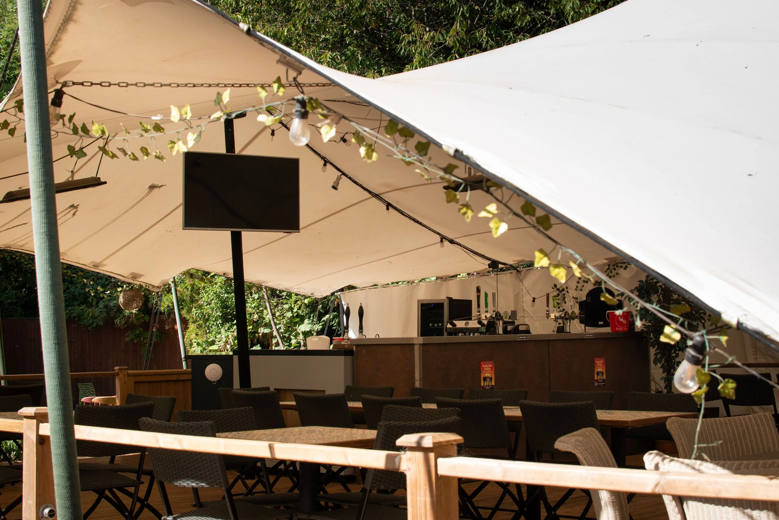 tent_3.jpg