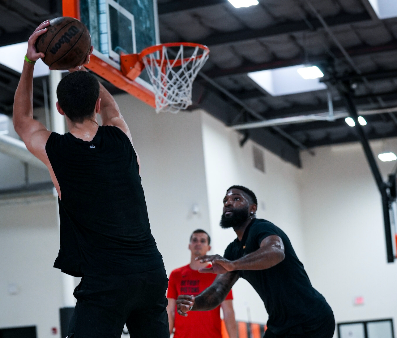 THE AAU WEEKEND SURVIVAL GUIDE: HOW TO RECOVER &amp; PERFORM AT YOUR BEST