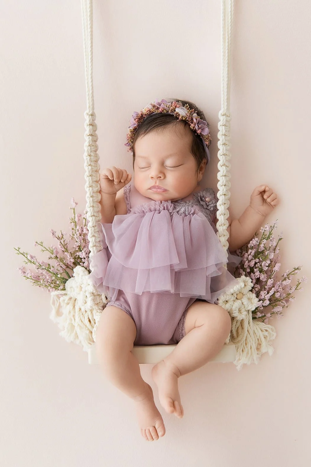 newborn-photoshoot-dubai-102.jpg
