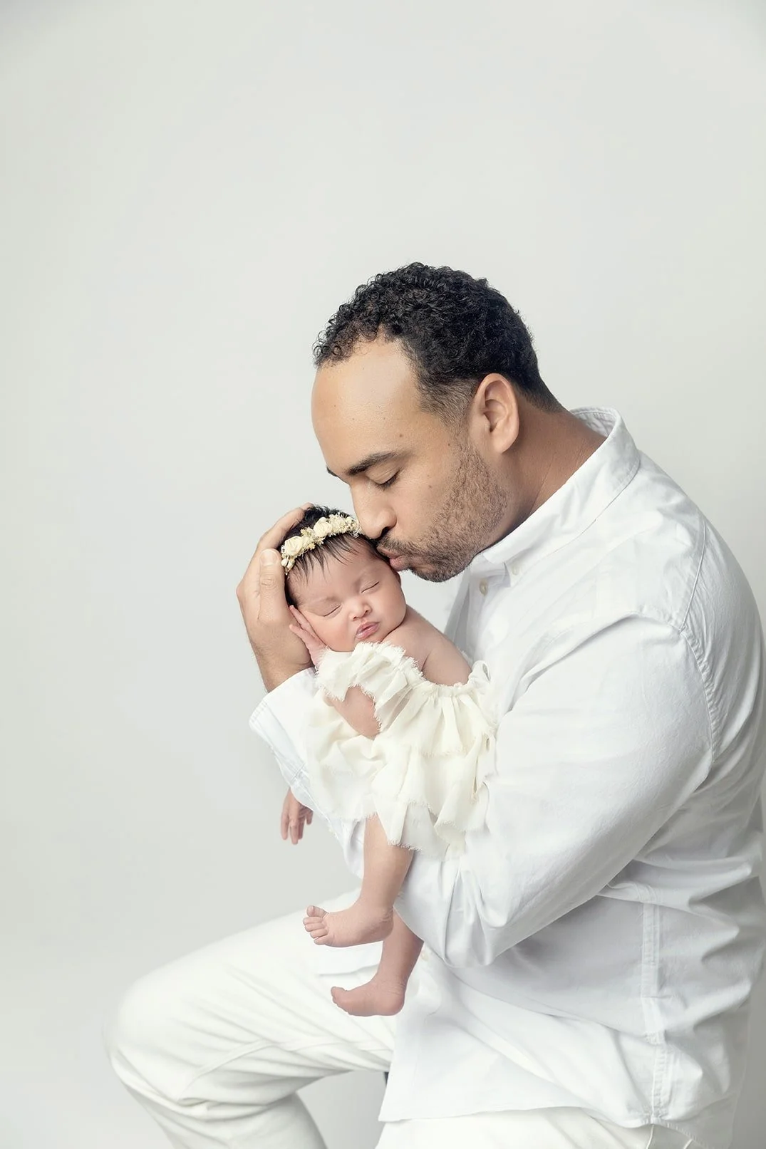 newborn-photoshoot-dubai-080.jpg