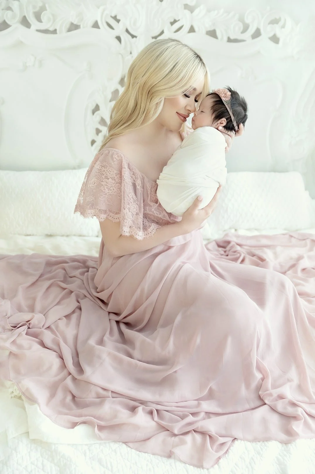 newborn-photoshoot-dubai-084.jpg