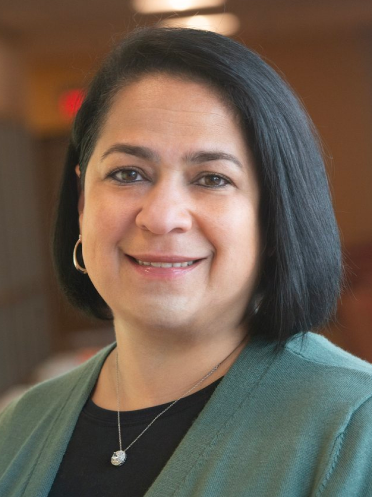 Janette Frank '99