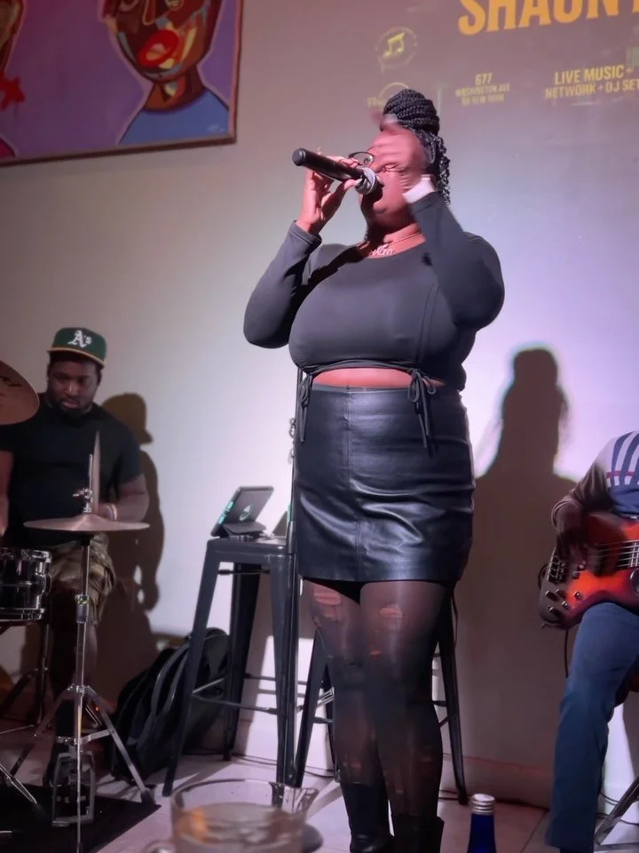 Just a little birthday week recap:
1. If you know me, you know that I love @missymisdemeanorelliott ! She is on my musical Mount Rushmore !
2. Even after singing BGVs for Iniko for over two years, they still amaze me.
3. Every nail set that Keiko doe