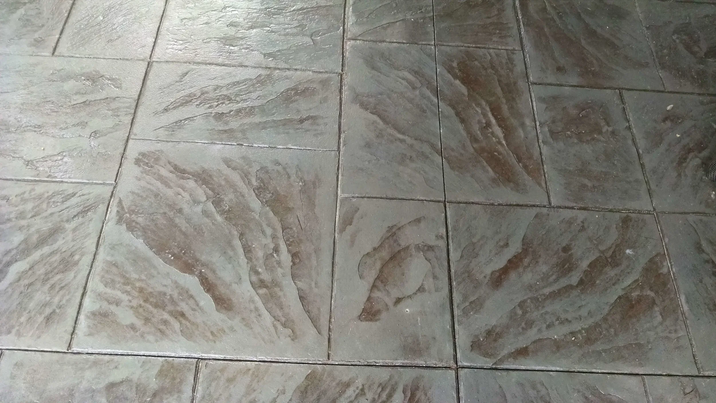 Slate Gray with Nutmeg Release Grover