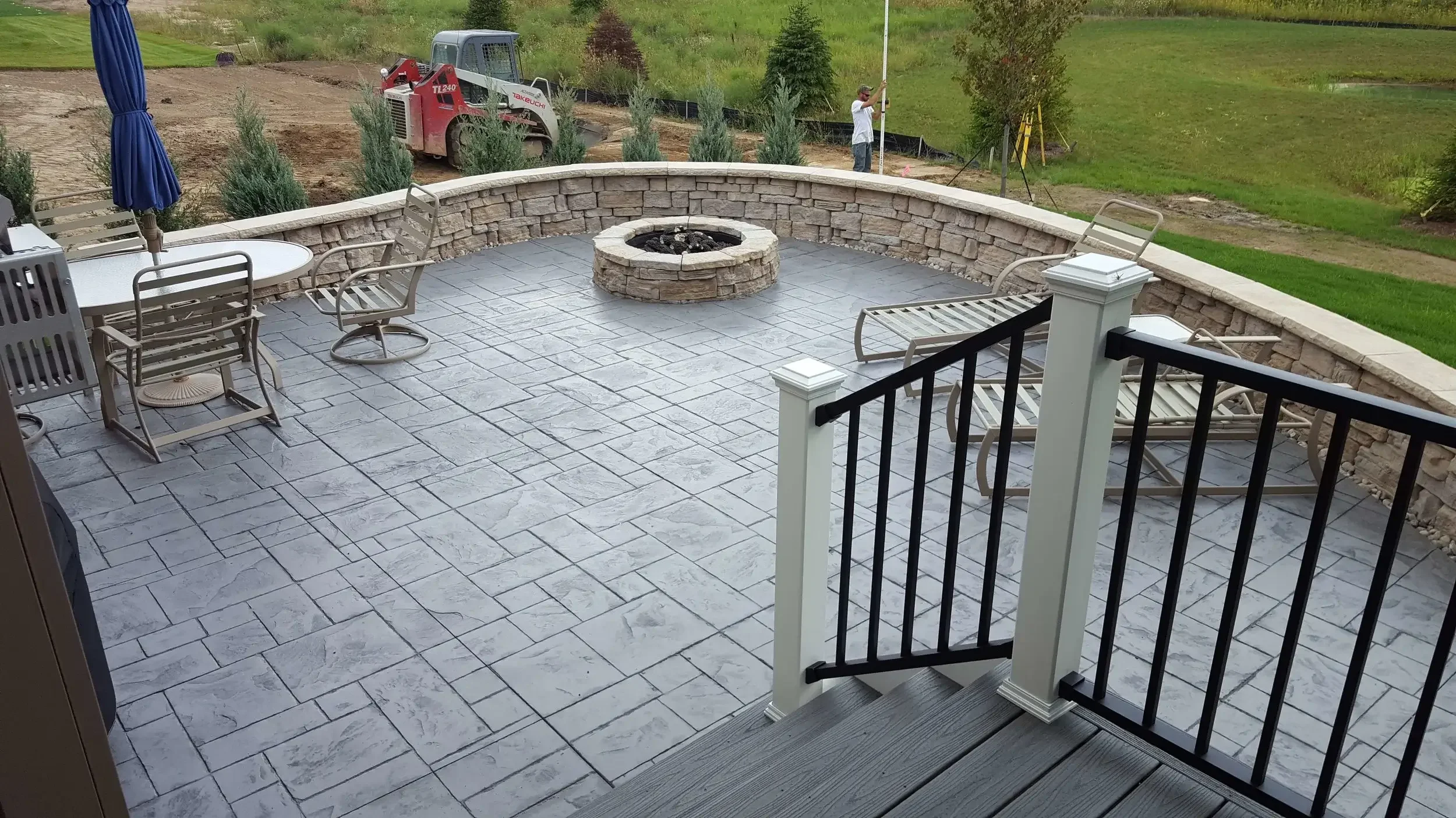 Slate with Light Gray