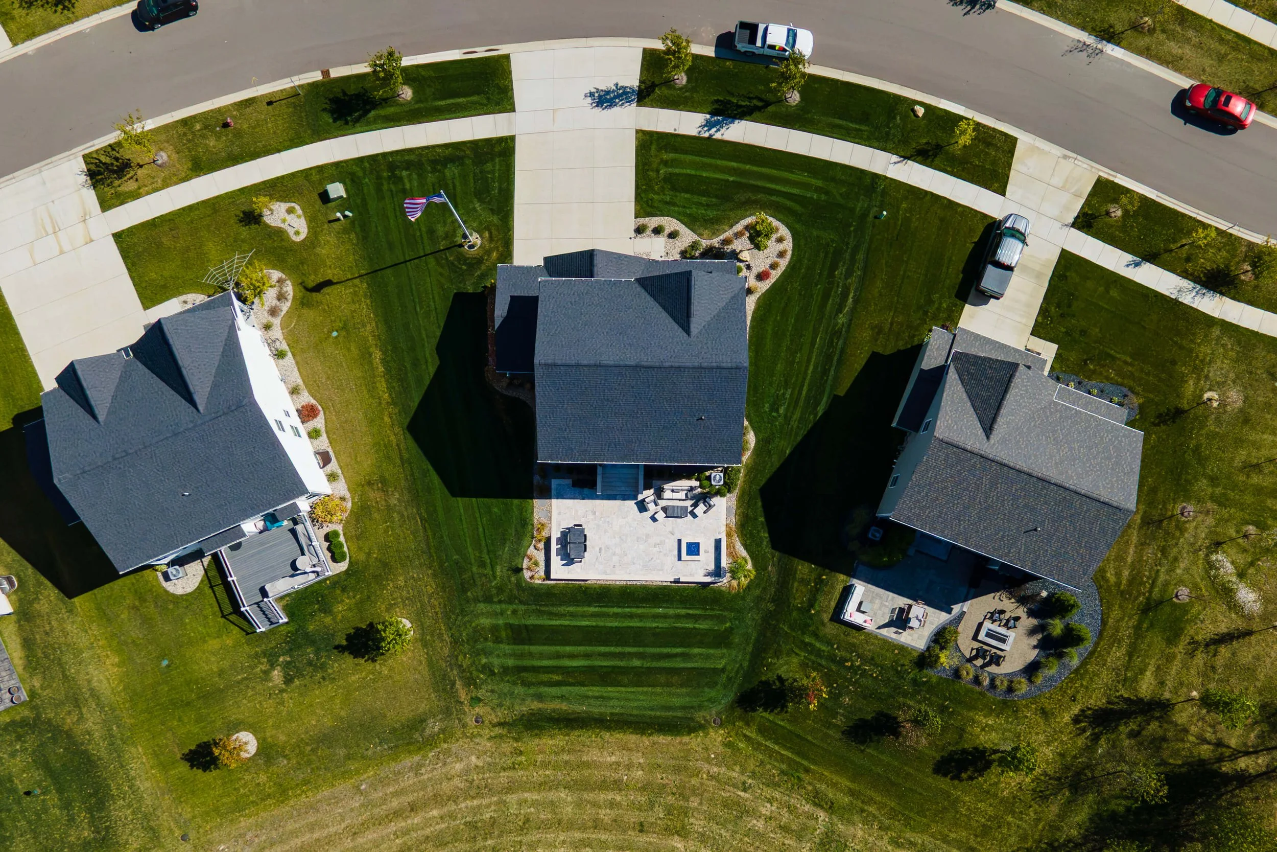 From Curb Appeal to Community Pride: The Ripple Effect of a Beautiful Landscape