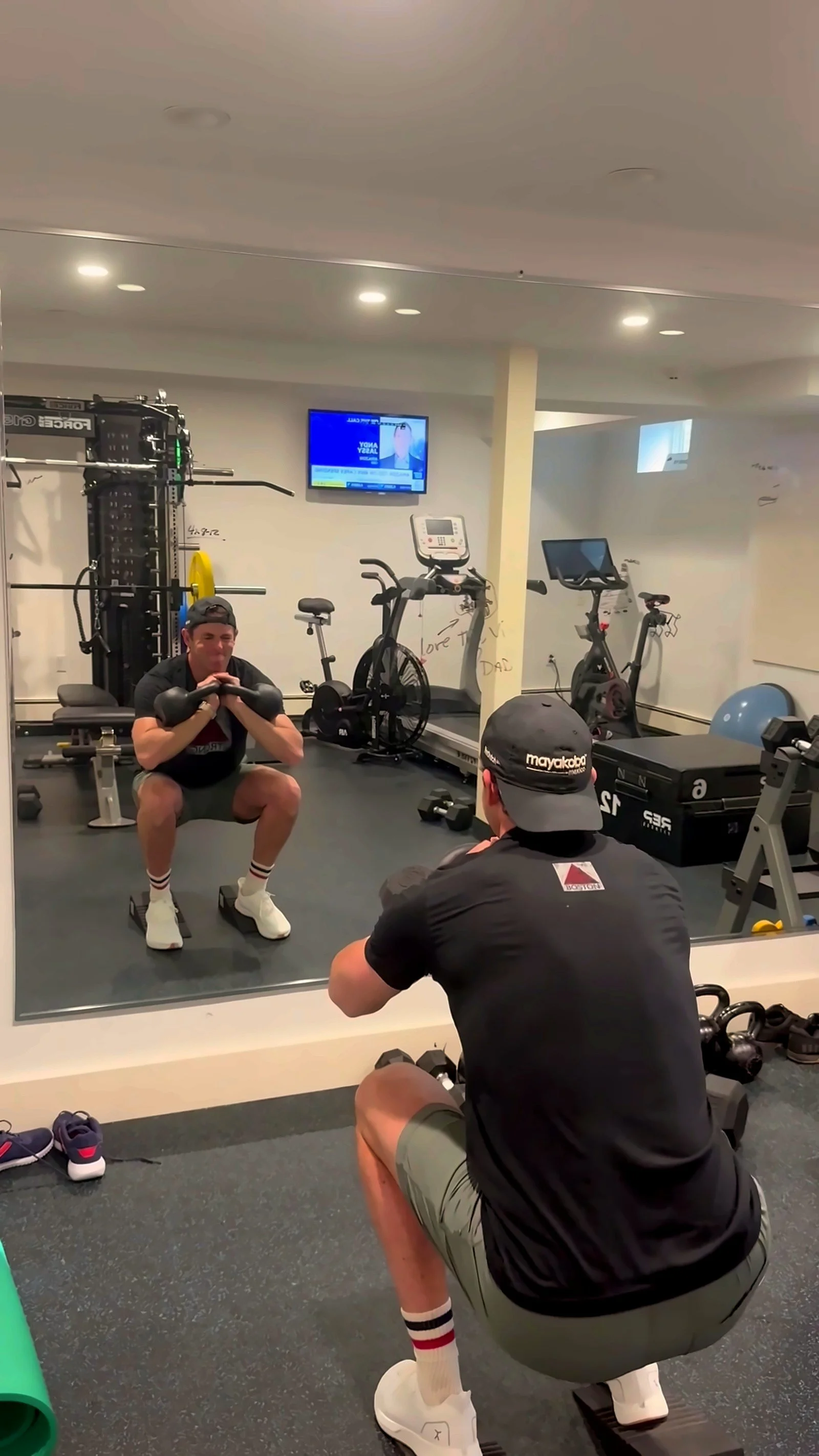 B3_matt-coaching-mirror-hd.jpg