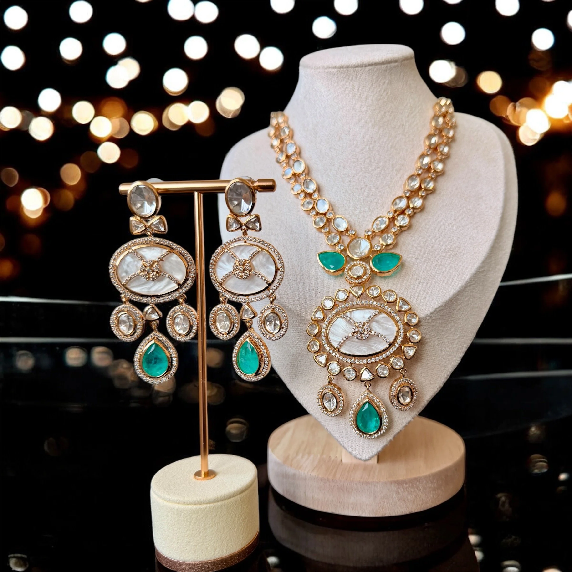 Green/Clear double chain