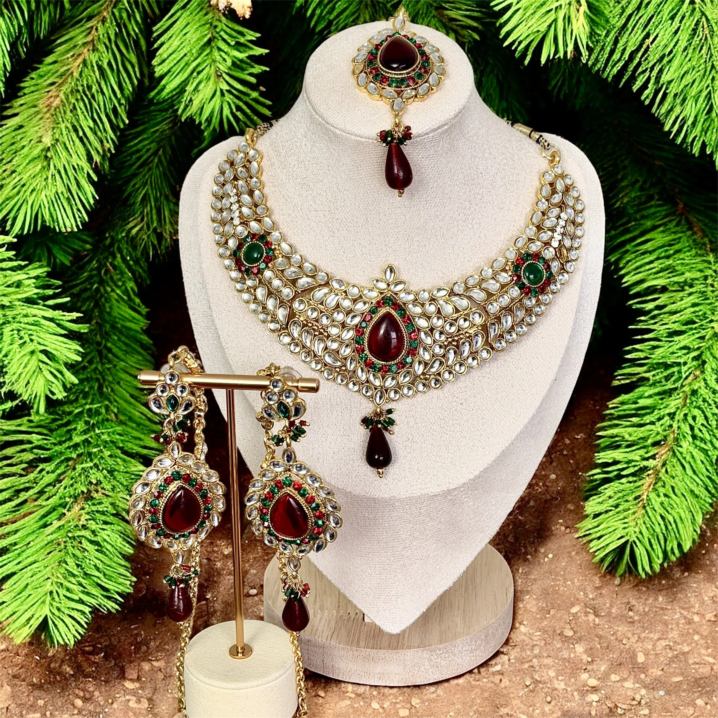 Bridal Red/Green Kundan set