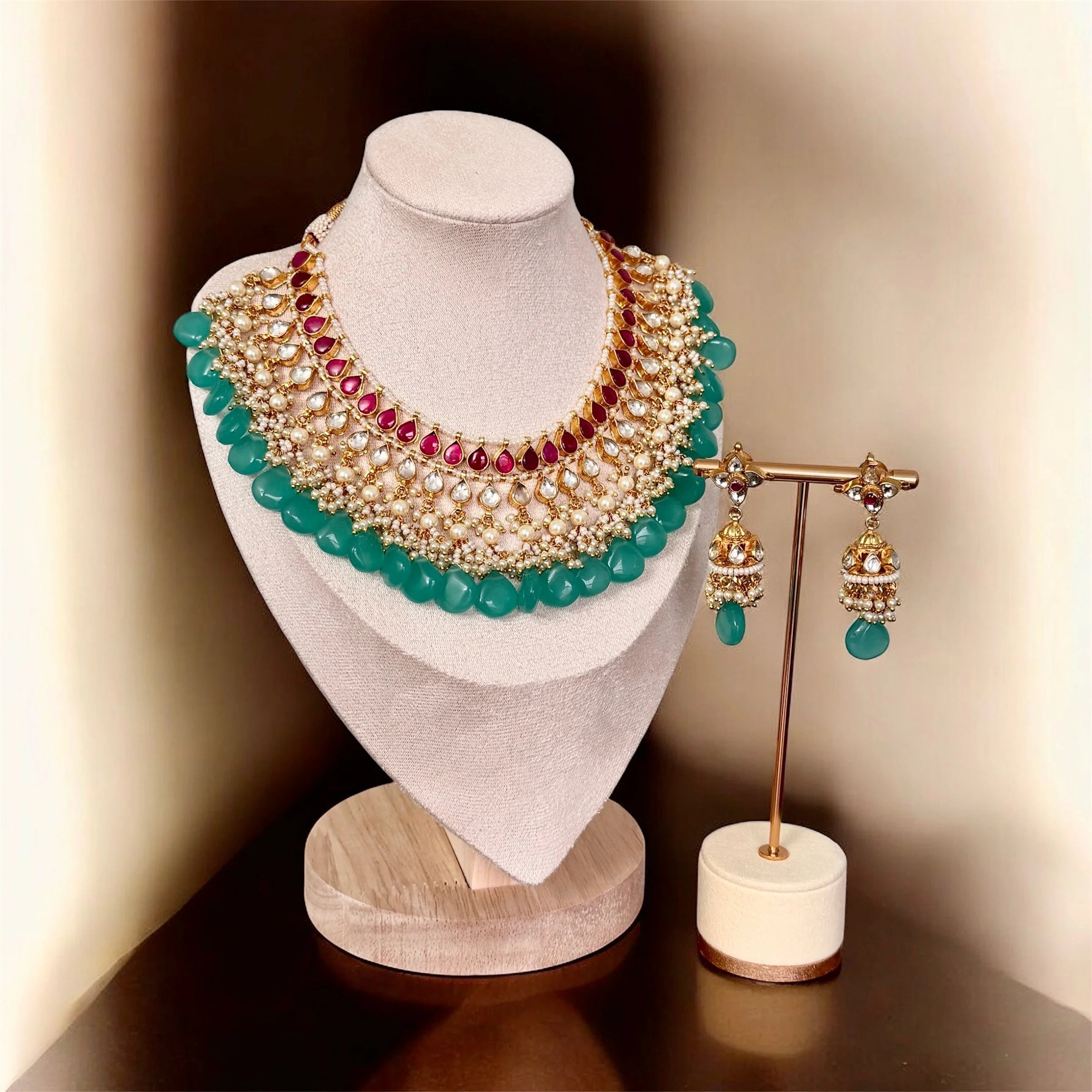 Light blue beaded heavy necklace set