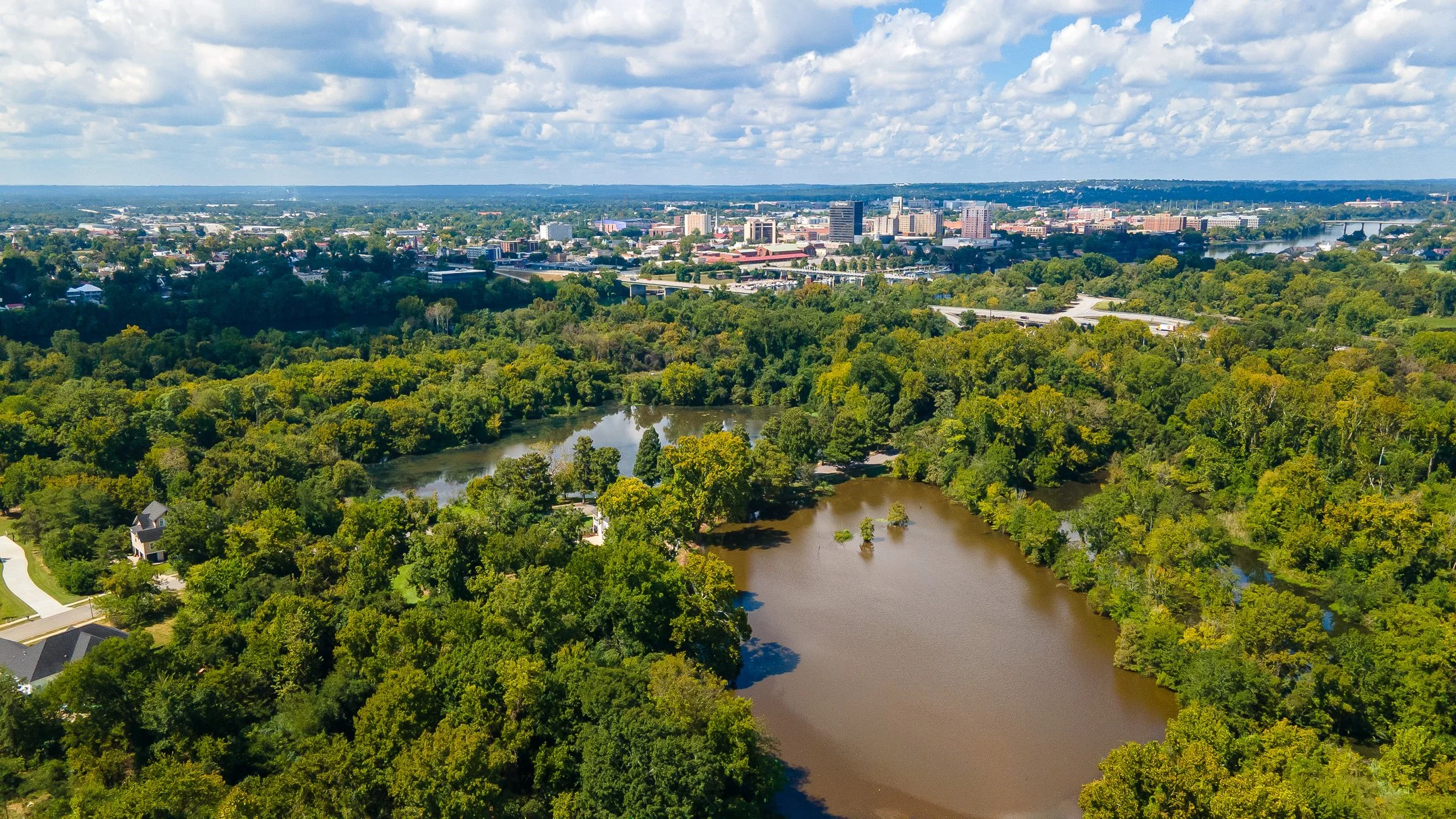 ©MeghannPadgett_229RivernorthDr_aerial-5.jpg
