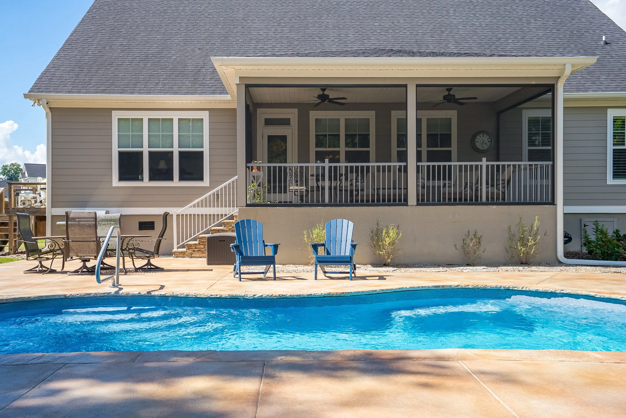 ©MeghannPadgett_229RivernorthDr-72.jpg