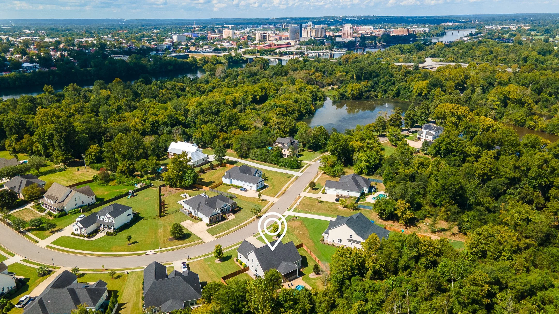 ©MeghannPadgett_229RivernorthDr_aerial-2.jpg
