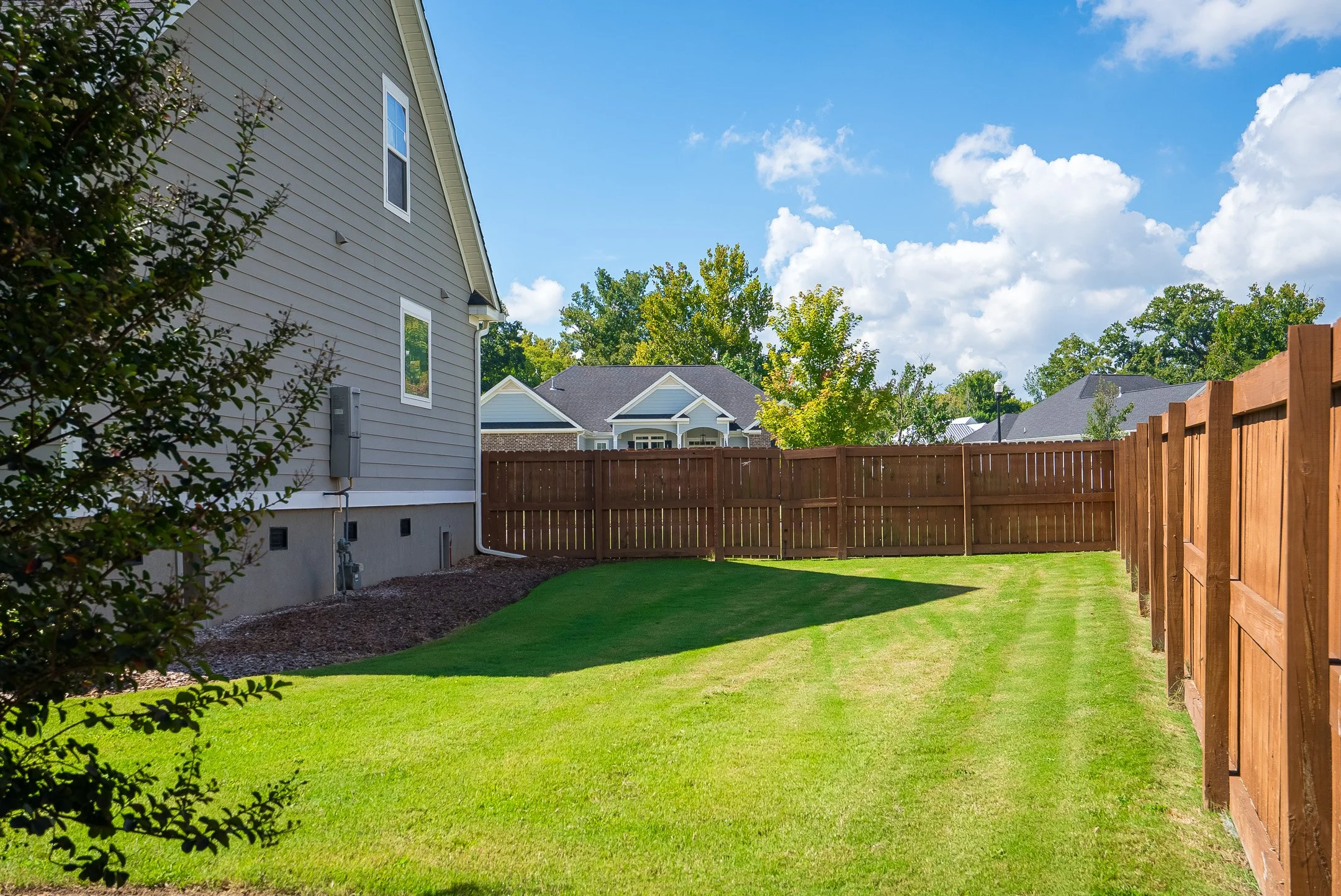 ©MeghannPadgett_229RivernorthDr-77.jpg