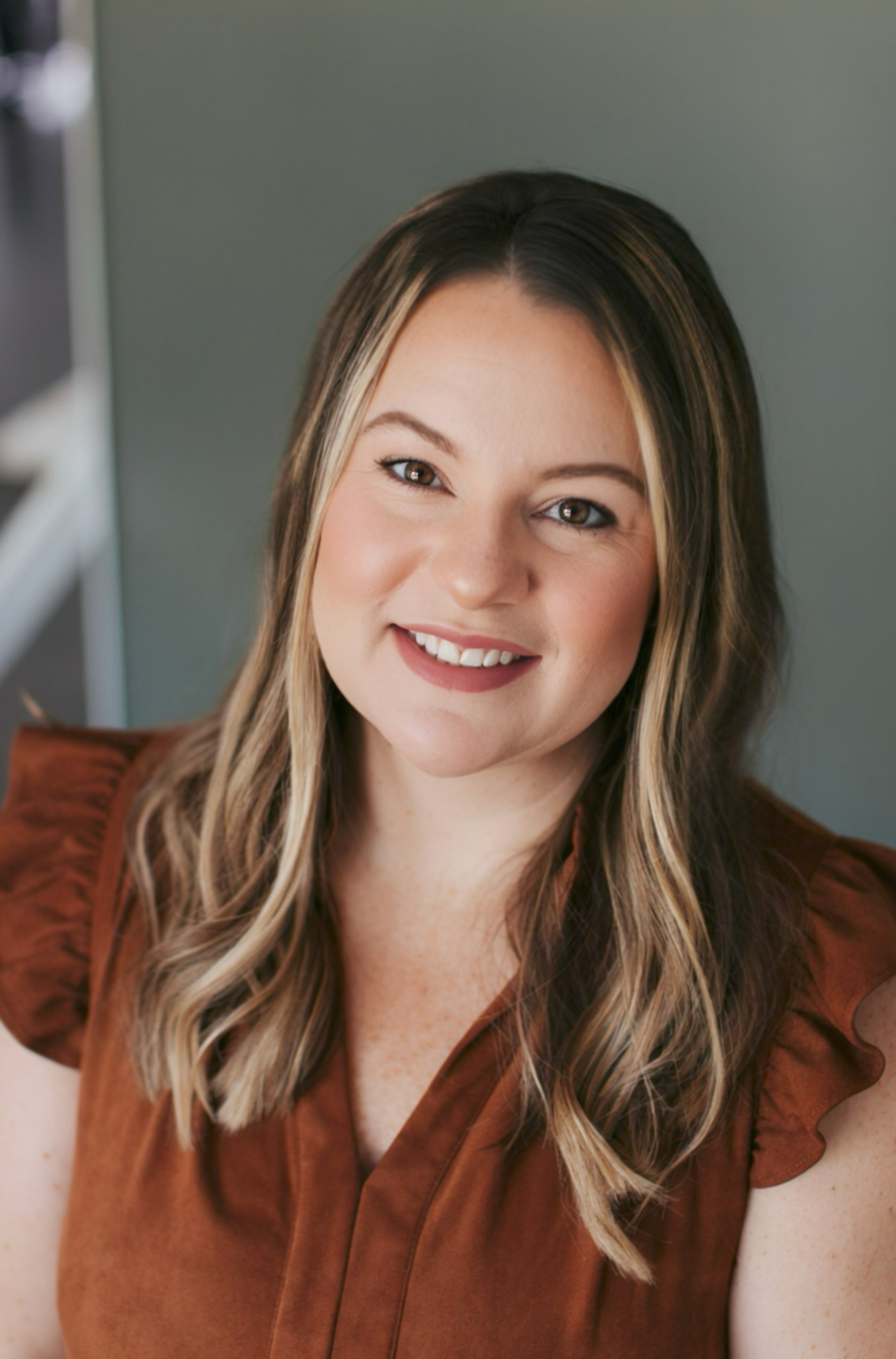 Leslie, real estate assistant with Katie Collins Realty in North Augusta, SC.