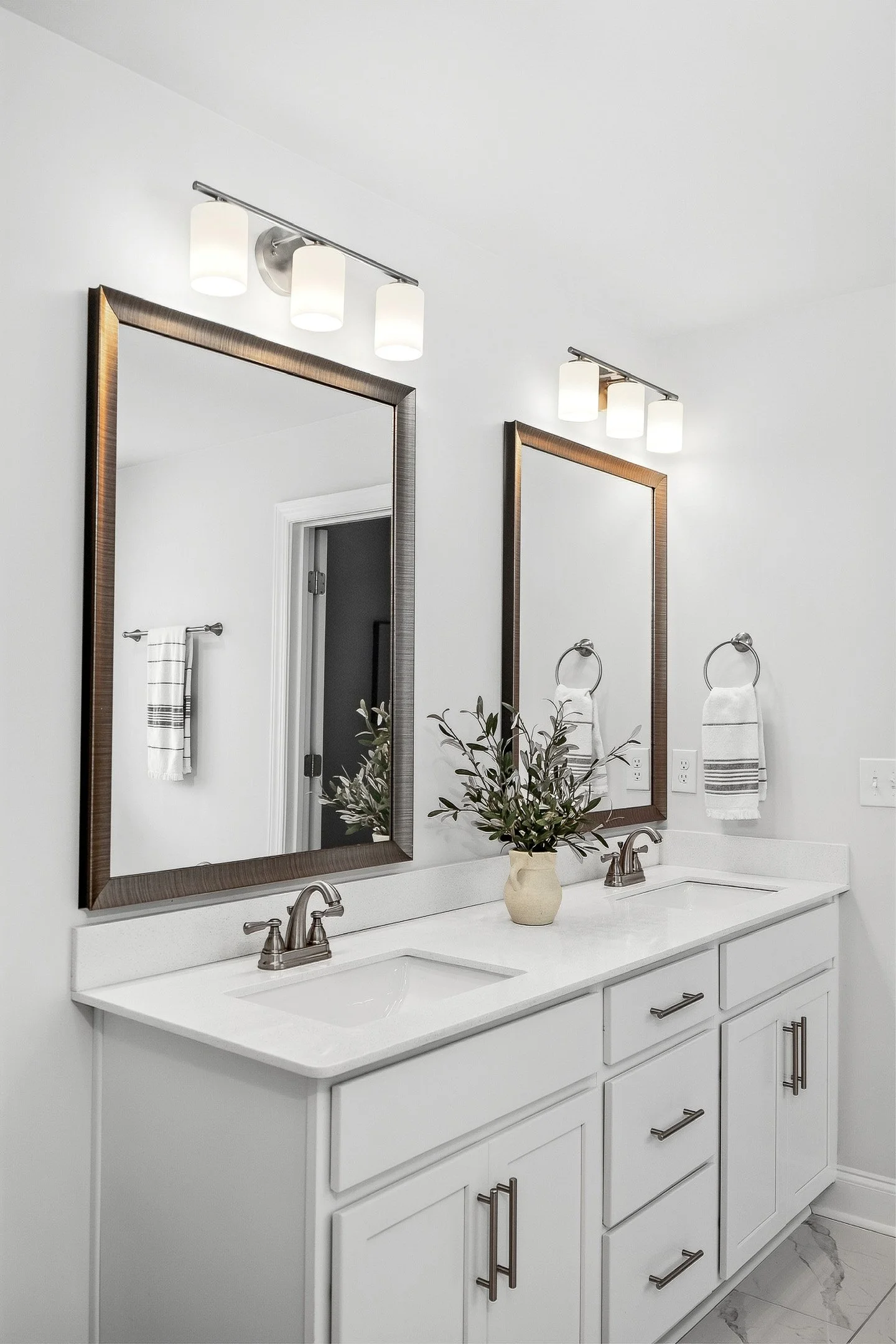 ©MeghannPadgett_924Scruple-29aa.jpg