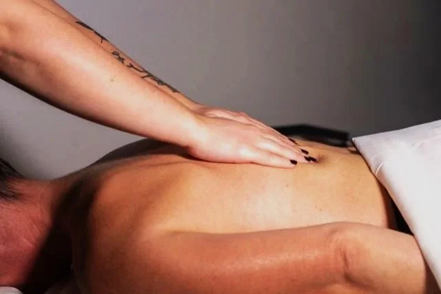     Comfortable maternity massage customized for pregnancy in Dublin, Ohio