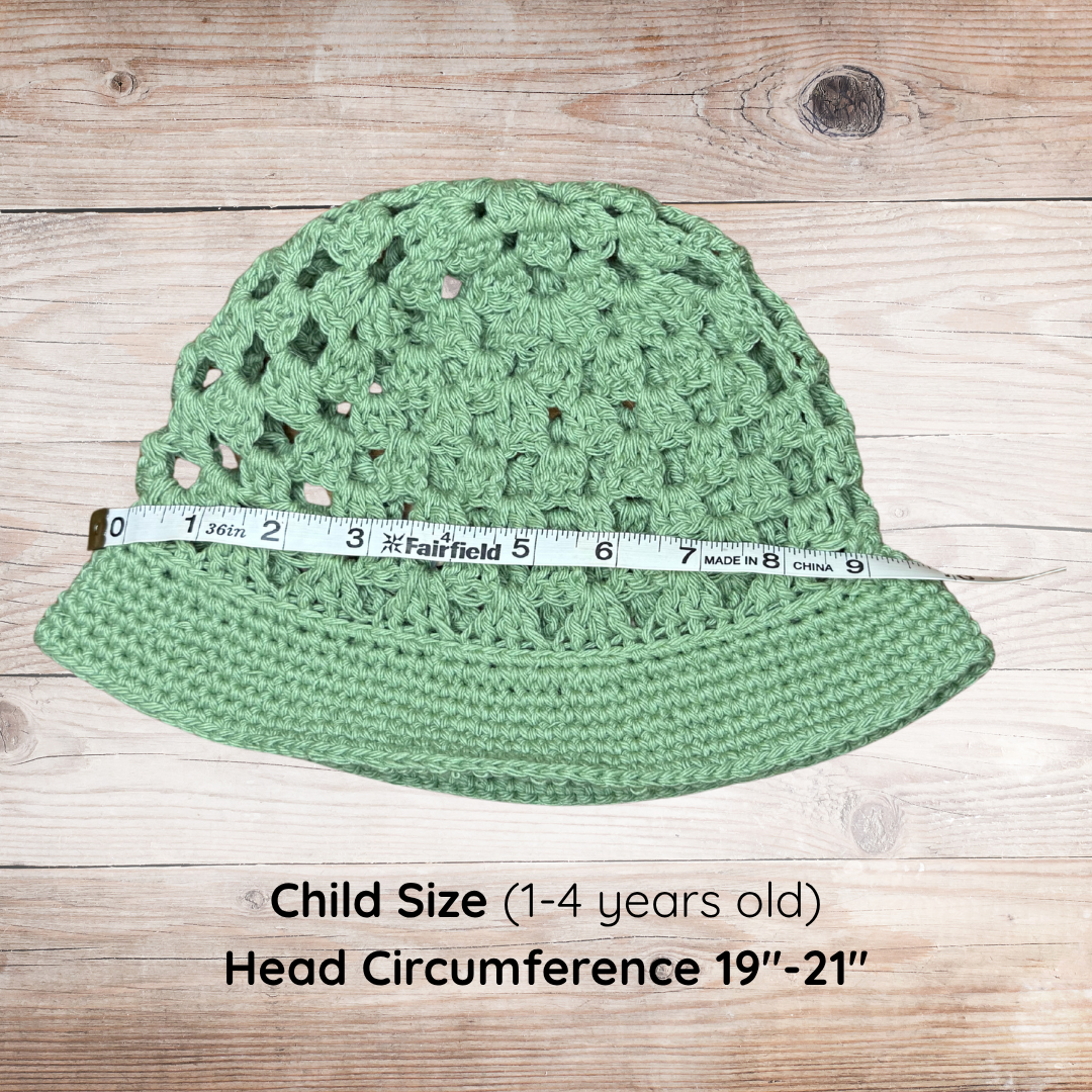 CHild Size FLower Hat.png