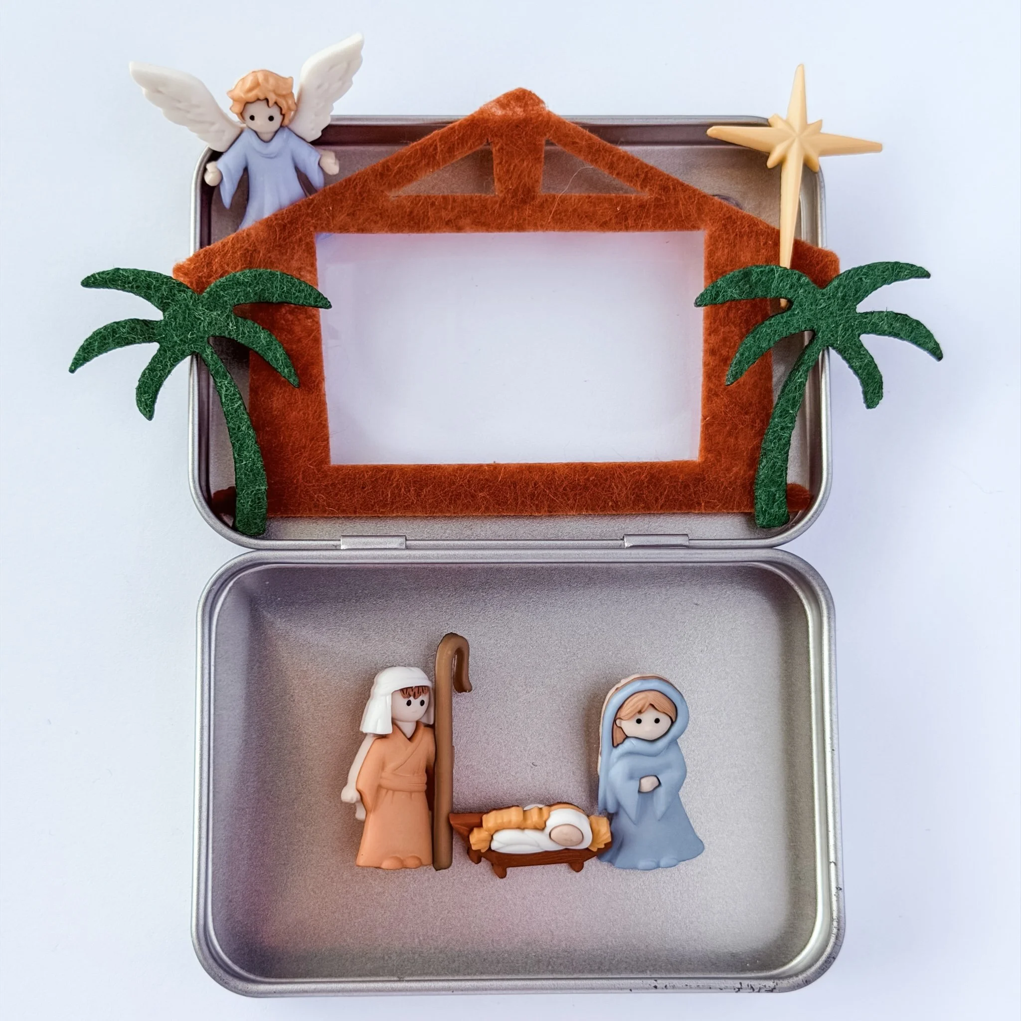 God With Us: Nativity Bible Story Pew Pack
