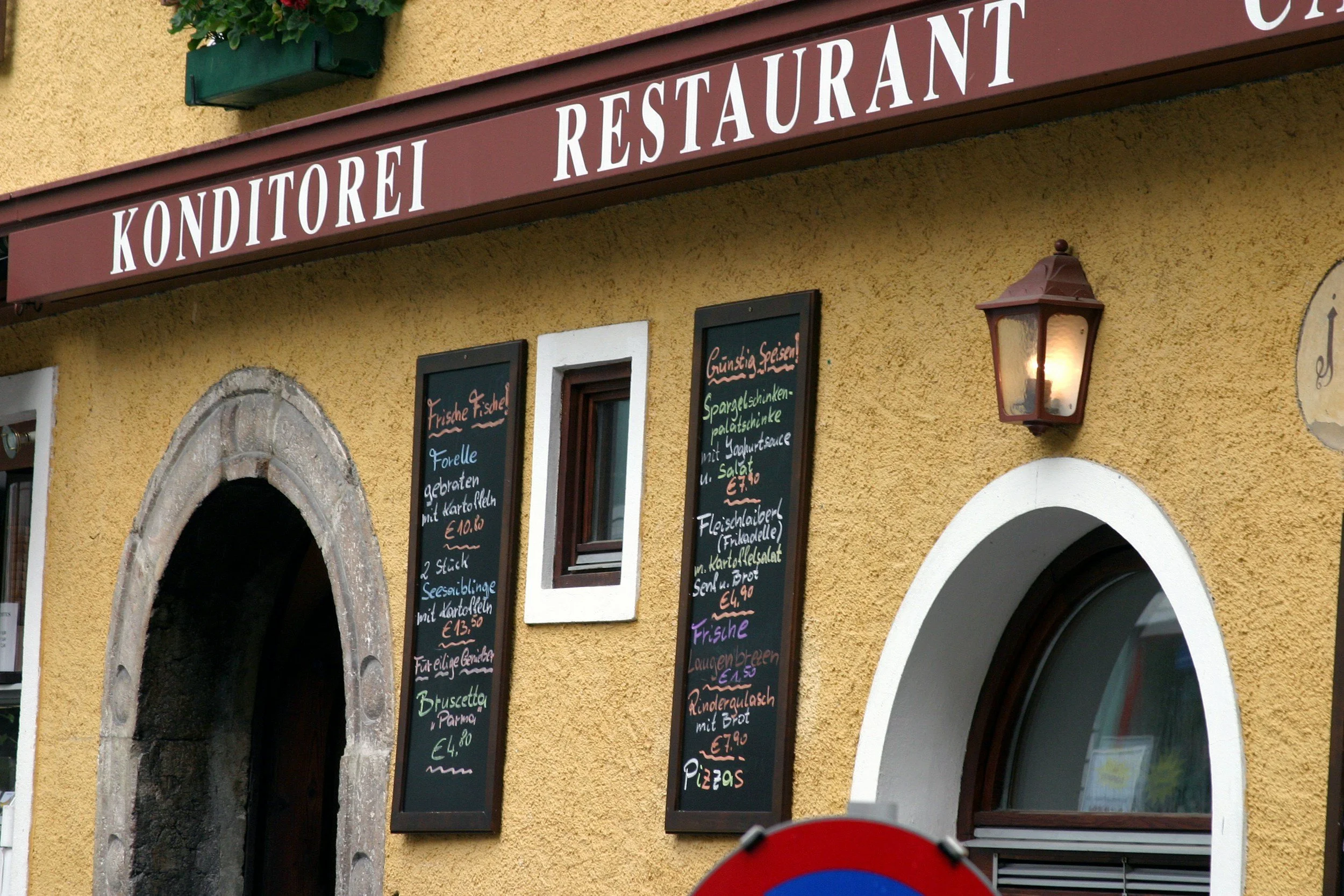 How I unlearned restaurant tipping when I lived in Europe