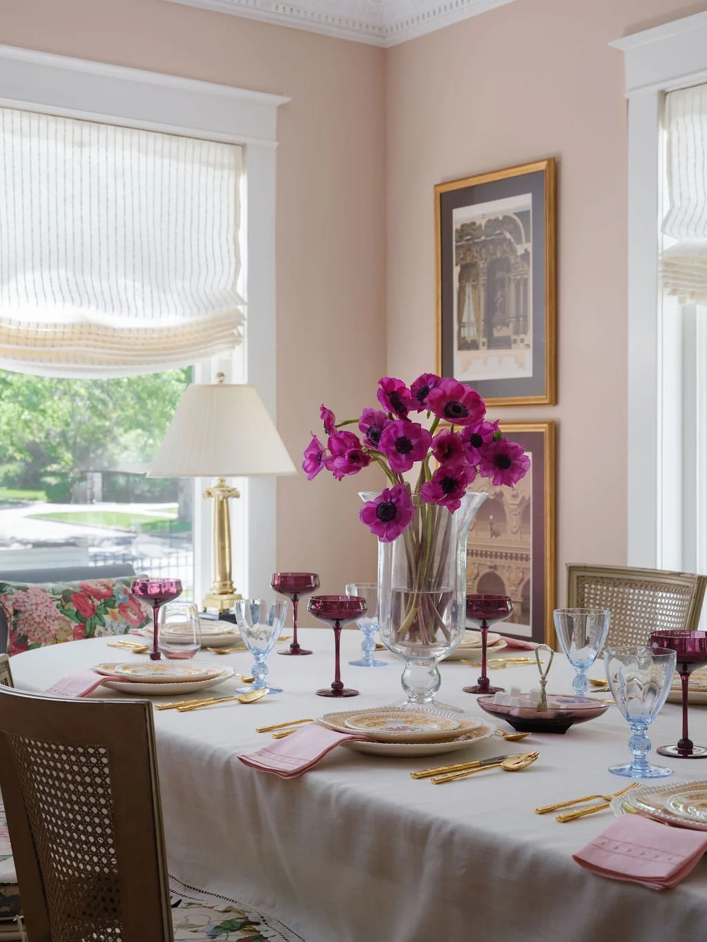 StudioProper-Diningroom-Table-Detail-3.jpg