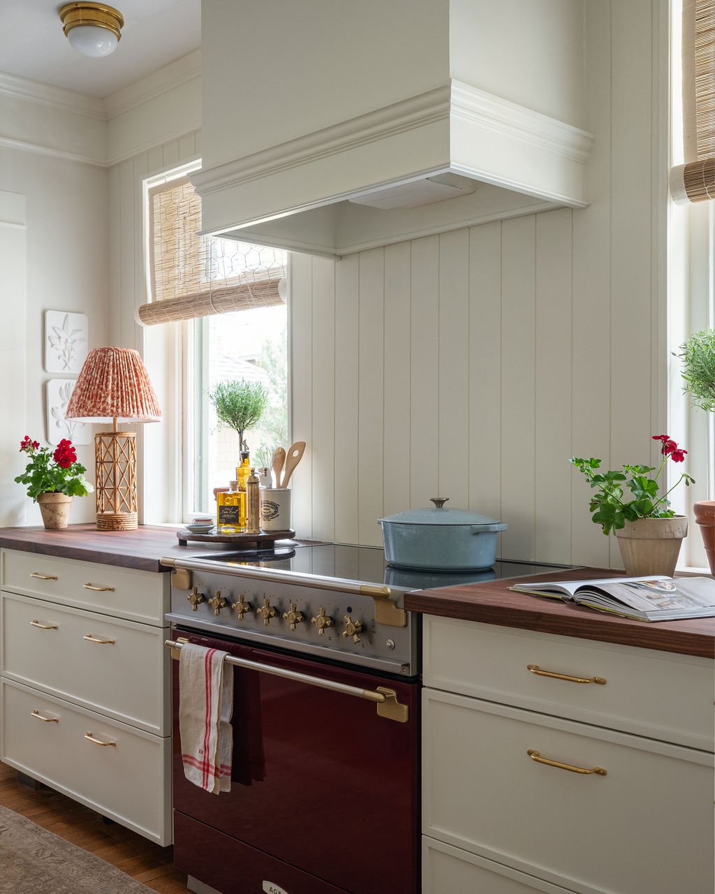 StudioProper-Kitchen-Detail-4-5x4-Crop.jpg