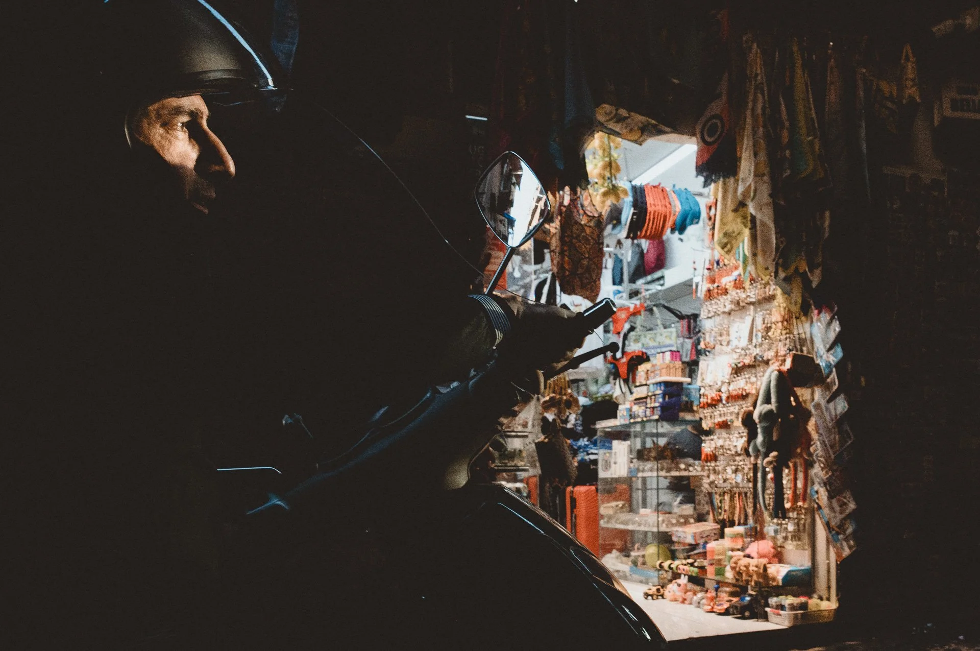 klaus-schwaiger-street-photography-naples-65.jpg