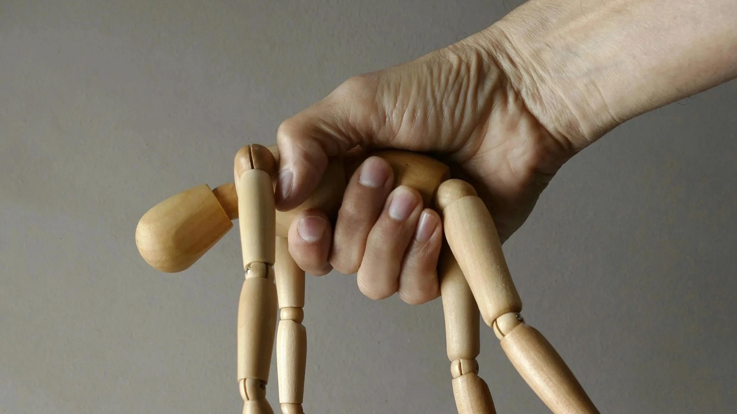 Are You Manipulating at the Wrong Moment?