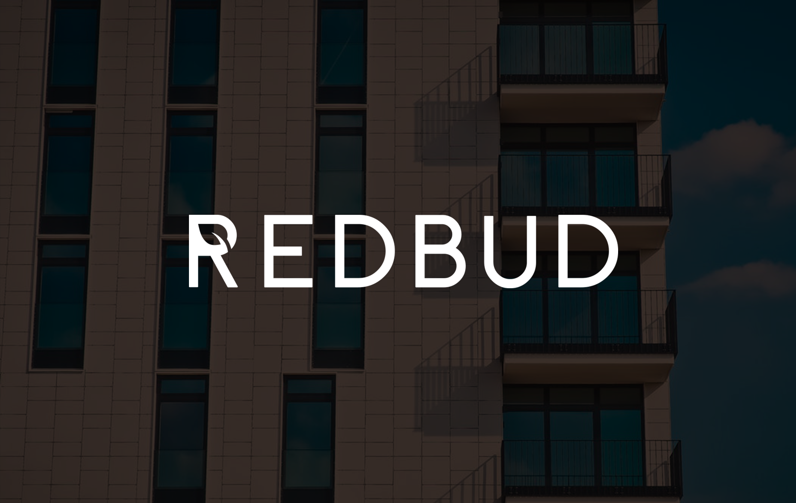 Redbud Boomhitch.png