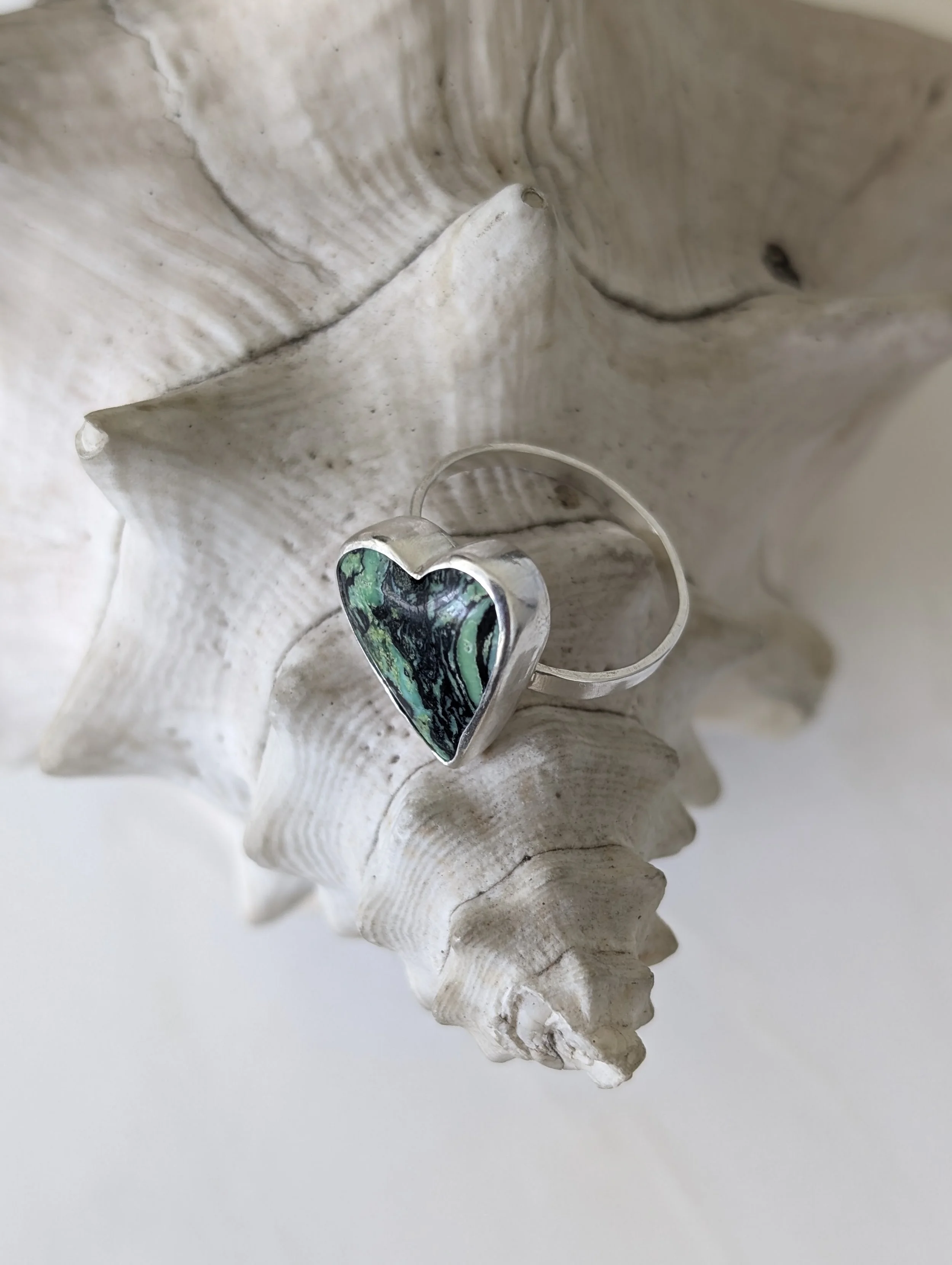 Green Yungai Turquoise Heart Ring