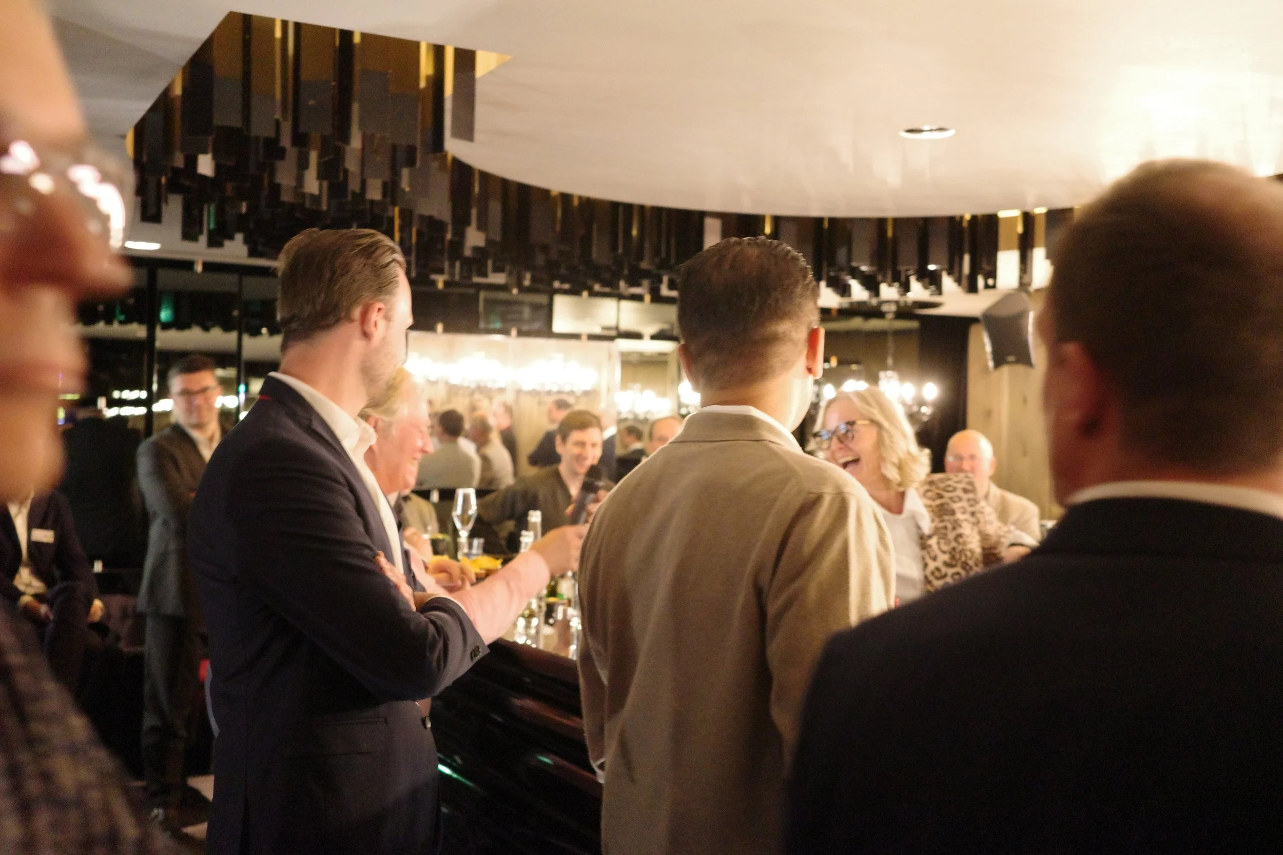 adjusted ventures Family Day 2025 in der Roomers Bar Frankfurt
