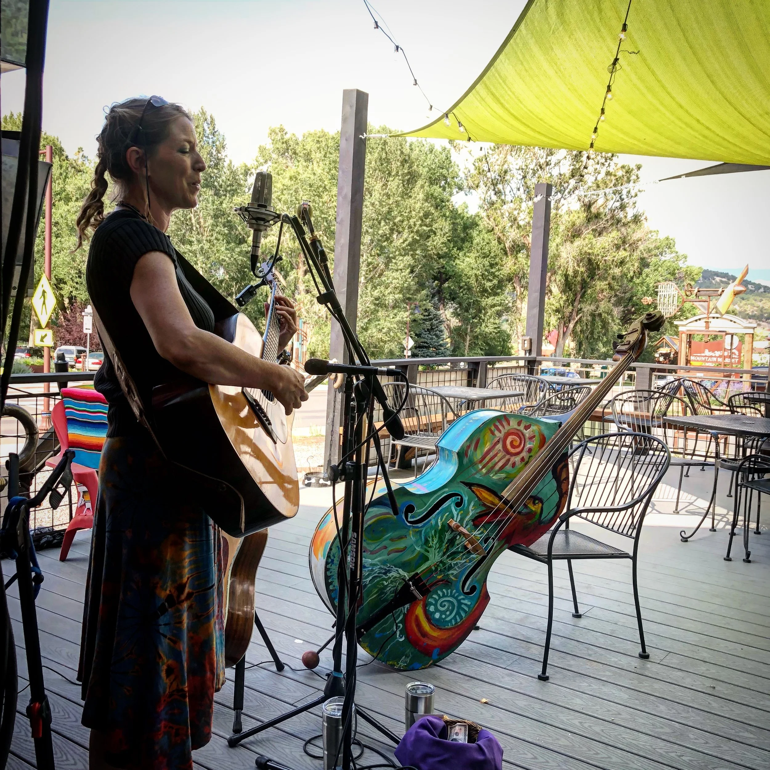 Live Music w/ Heather and Douglas