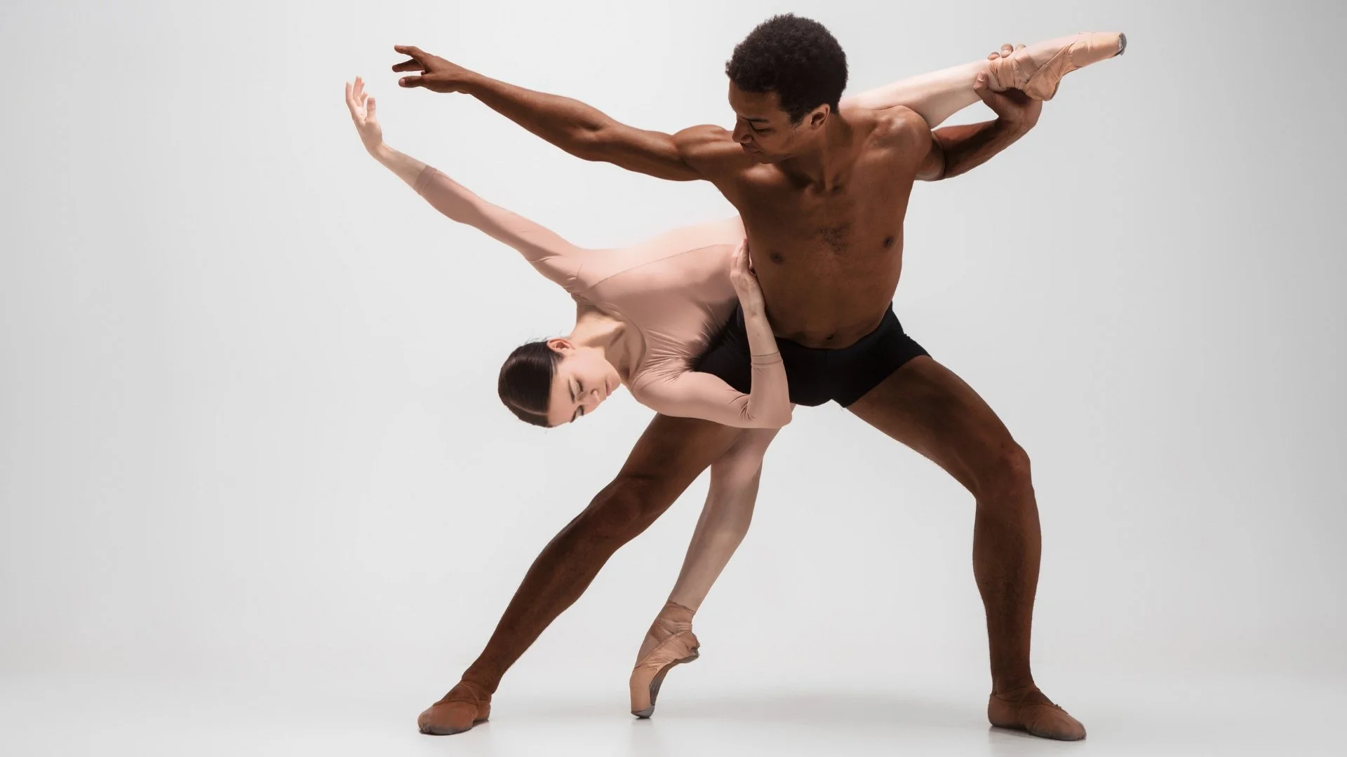 Ánima y Ánimus según Carl Jung: Cómo equilibrar tus energías femenina y masculina para descubrir tu fuerza interior