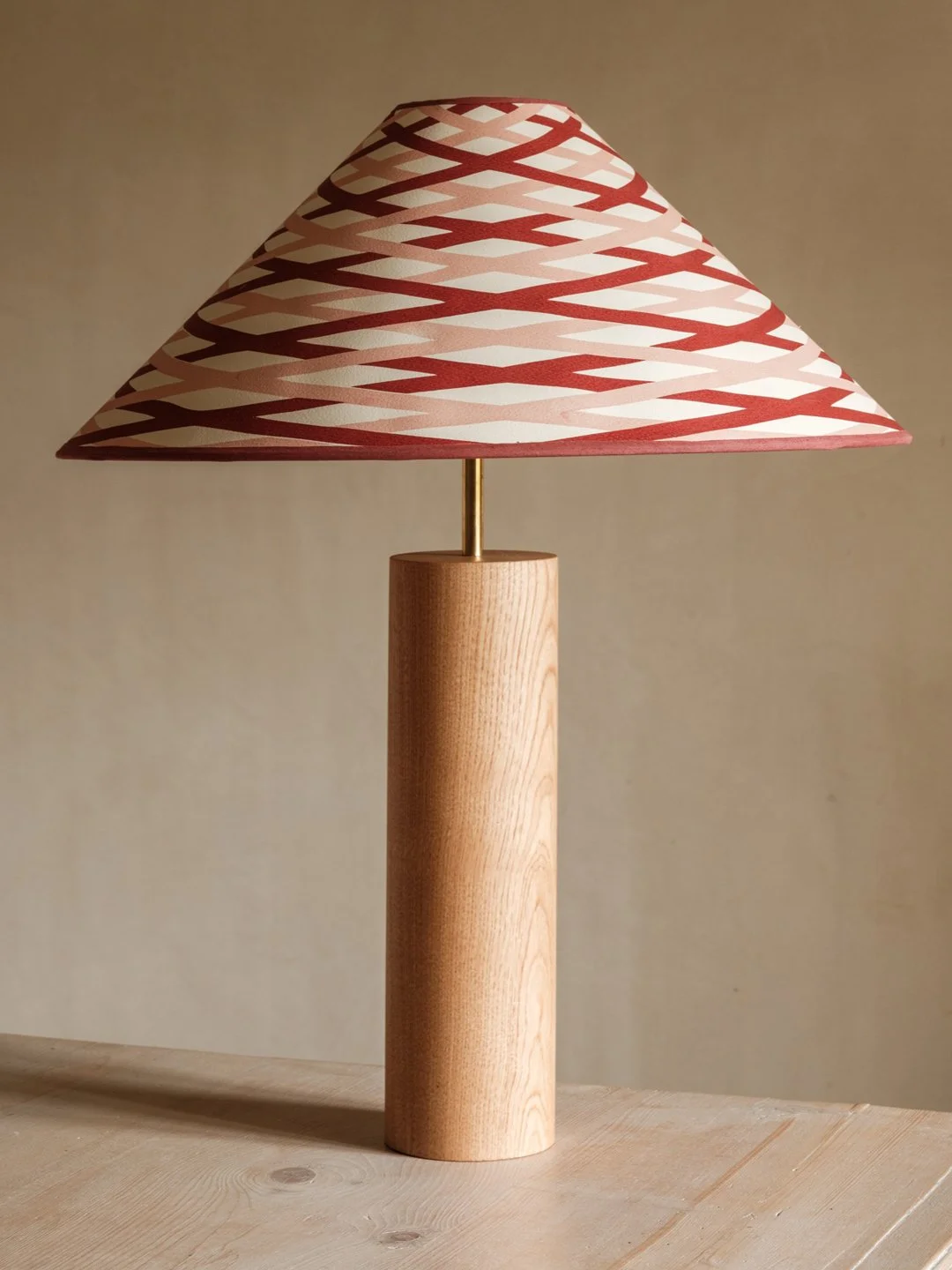 Carousel-x-Jessie-de-Salis_Basket-Maroon-Pink_Product-Shot_Credit-Dave-Watts_web.jpg