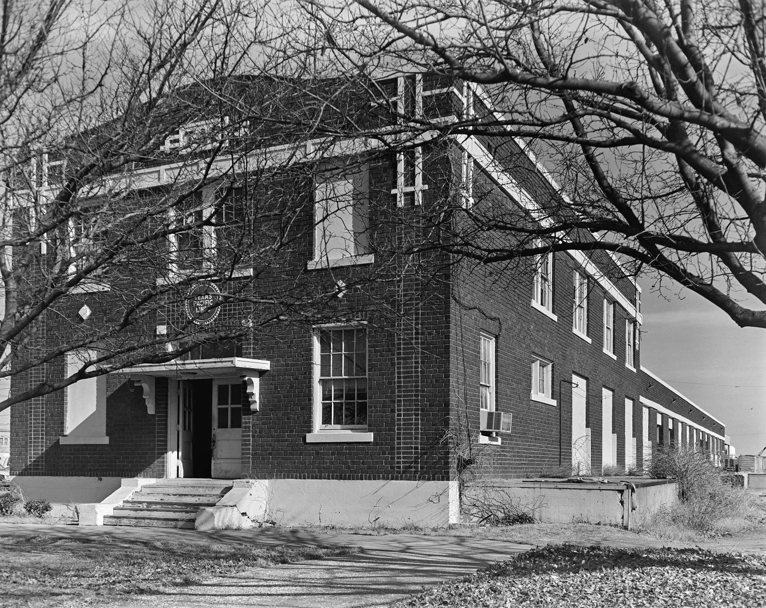 Texas & Pacific Railway Freight Warehouse (1918)