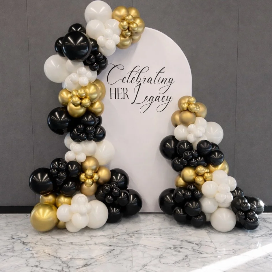 Celebrating Her Legacy 🖤

(Shoutout to @theballoonchickaz for the ChatGPT tip! 😉) 

.

.

.
#phxballoons #scottsdaleballoons #azballoons #arizonaballoons #arizonaballoondecorator