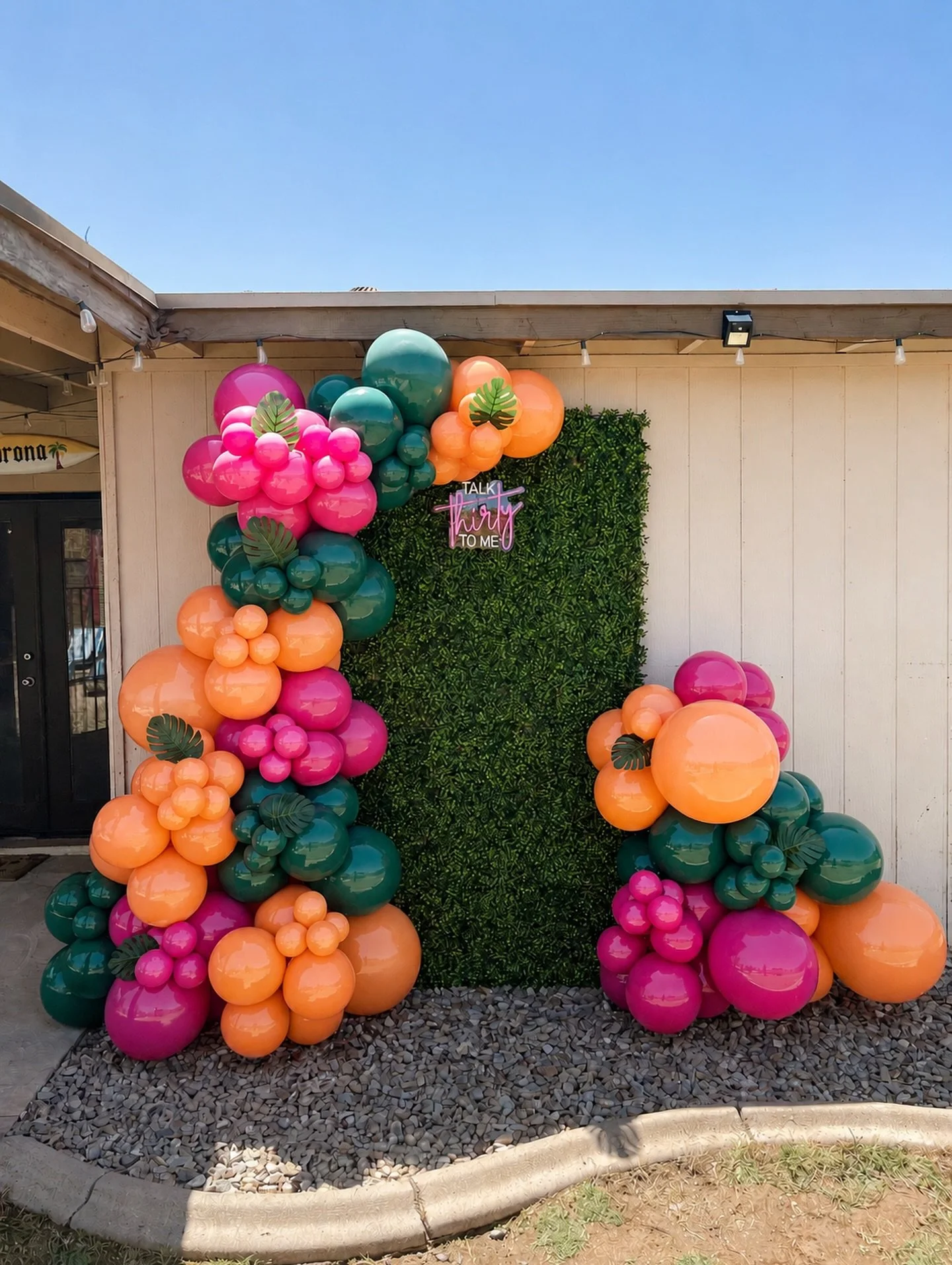 Talk Thirty To Me

.

.

AZBalloonDecor ArizonaBalloonArtist ArizonaBalloons