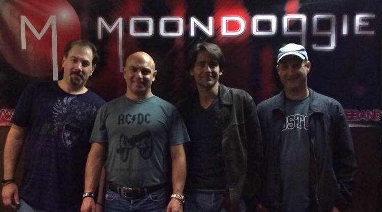 Moondoggie (Tiki Bar)