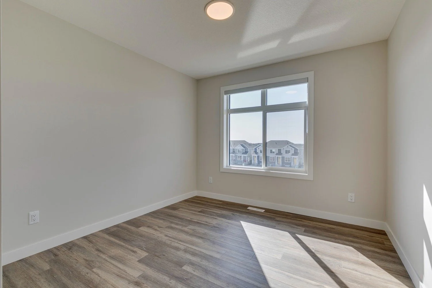 ADM10256blend copy_sm.jpg