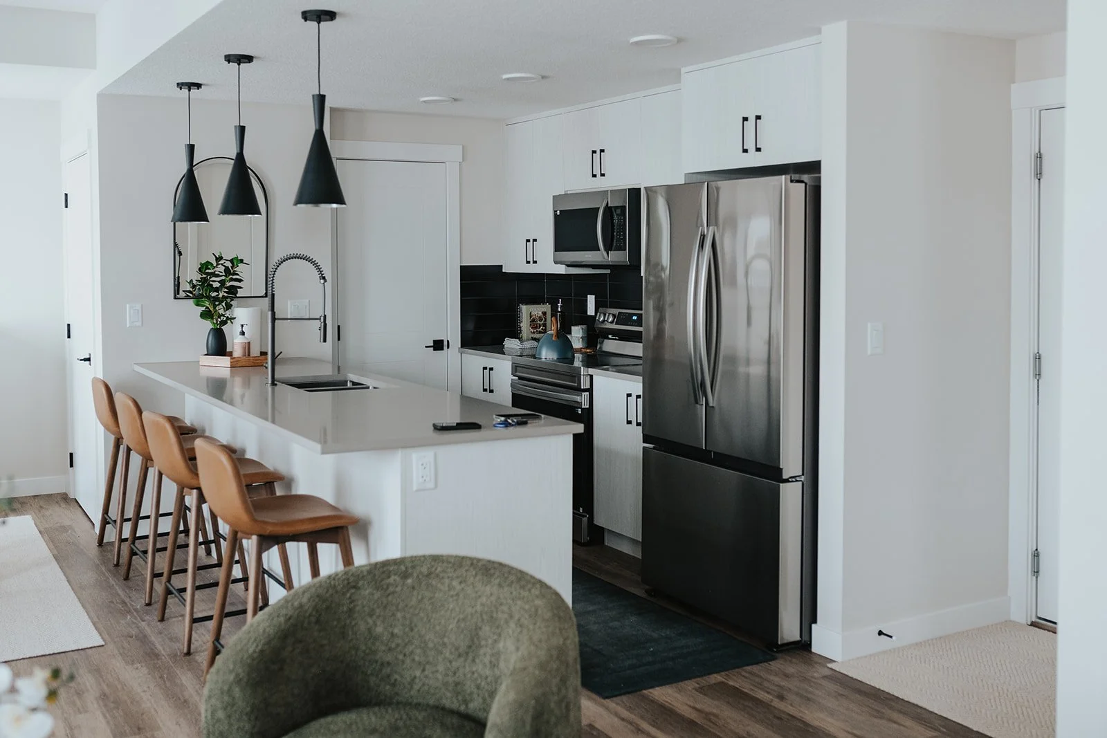 Calgary-Rentals-Rohit-Rental-Living-176_websize (1).jpg