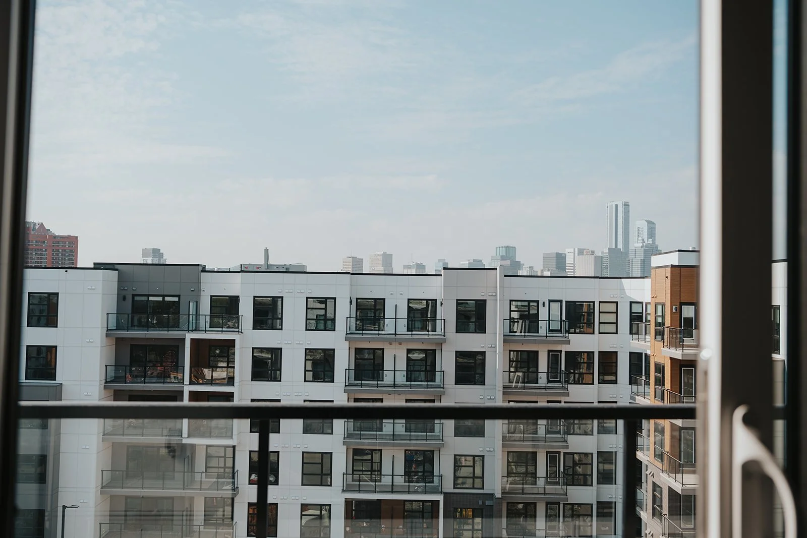 Downtown-Apartment-Rental-Edmonton-Students-Rohit-41_websize.jpg