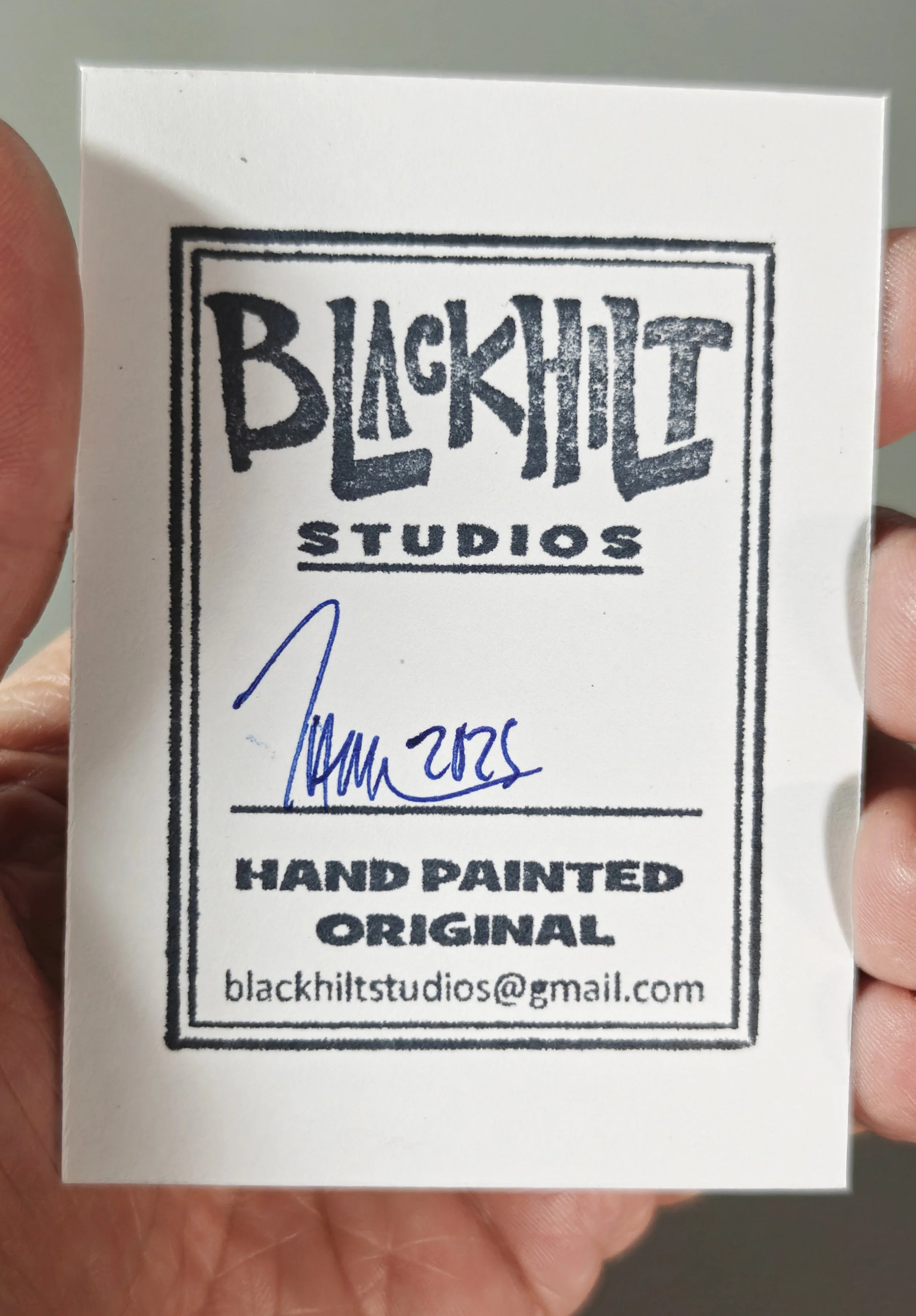 The Matrix TRINITY carrie anne moss BACK.jpg